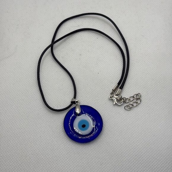 NWOT Glass Turkish eye with wax cord - Picture 1 of 4